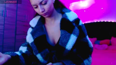 Juli online show from 10, 11, 2025