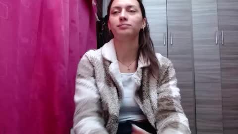 Juli online show from 2, 3, 2026