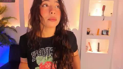 Snapshot of holy_lux22 chatting on 28, 5, 2026 Holy Lux online show from 28, 5, 2026