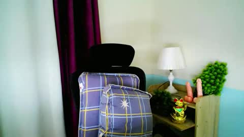 holy_maxine online show from 8, 2, 2026