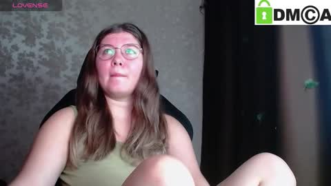 Snapshot of holy_michela chatting on 13, 10, 2025 Welcome guys Pleasure to see you all here My name is MichaelaTip menu is active Private is open online show from 13, 10, 2025