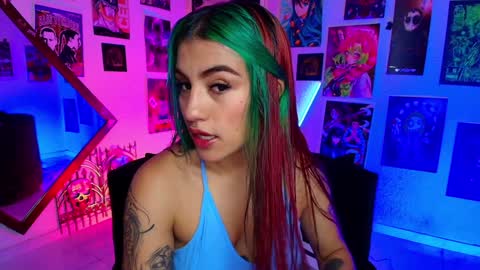 Snapshot of holyeva chatting on 28, 1, 2025 online show from 28, 1, 2025