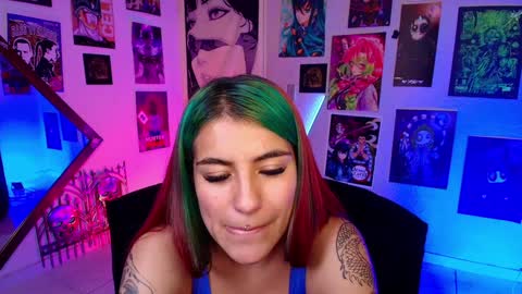 Snapshot of holyeva chatting on 31, 1, 2025 online show from 31, 1, 2025