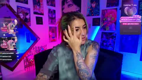 Snapshot of holyeva chatting on 21, 2, 2025 online show from 21, 2, 2025