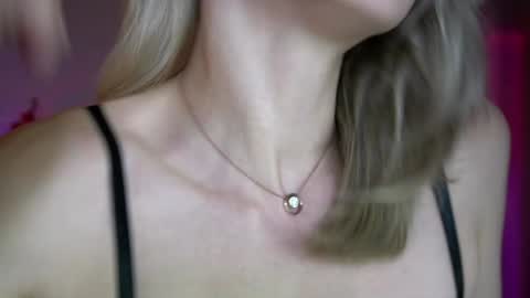 Snapshot of holyyy_fuck chatting on 30, 12, 2024 Vicky my another account here - desperate clit online show from 30, 12, 2024