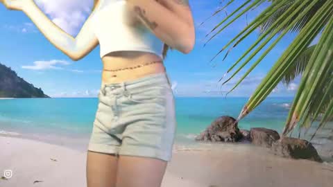 honeeeey_ online show from 15, 10, 2025