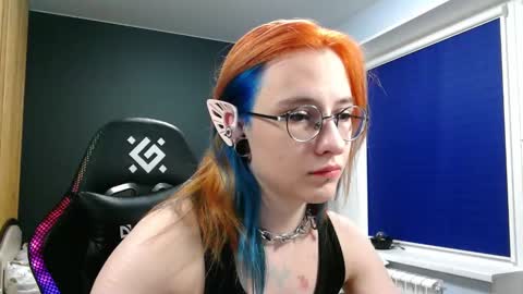 Snapshot of honelin chatting on 16, 12, 2024 Honelints boyblonde hair AsterMIntfemboybrown hair online show from 16, 12, 2024