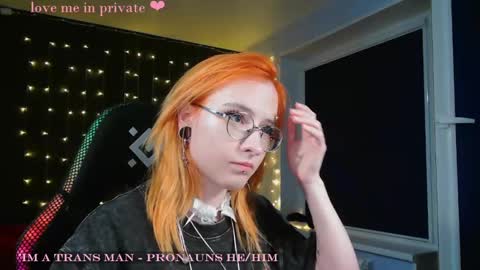 Snapshot of honelin chatting on 20, 1, 2025 Honelints boyblonde hair AsterMIntfemboybrown hair online show from 20, 1, 2025