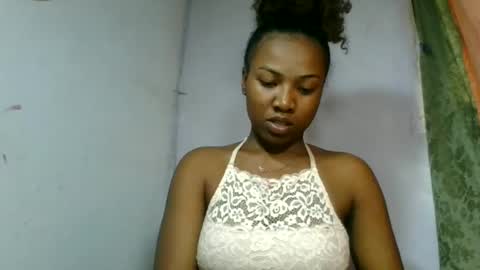 Snapshot of honeria98 chatting on 12, 6, 2026 honeria98 online show from 12, 6, 2026