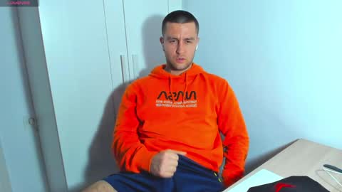 Snapshot of honestandrew chatting on 17, 1, 2025 Andrew online show from 17, 1, 2025