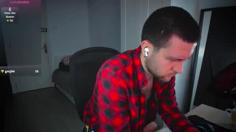 Snapshot of honestandrew chatting on 9, 2, 2025 Andrew online show from 9, 2, 2025