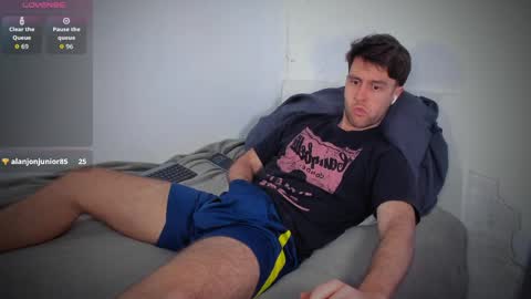 Snapshot of honestandrew chatting on 27, 3, 2026 Andrew online show from 27, 3, 2026