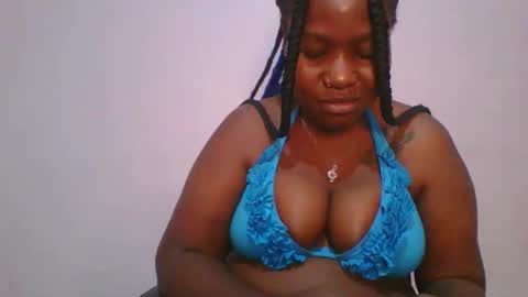 honey_beb online show from 9, 11, 2025