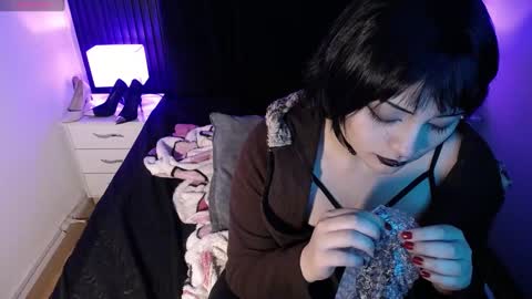 Snapshot of honey_dark chatting on 18, 1, 2025 Honney online show from 18, 1, 2025