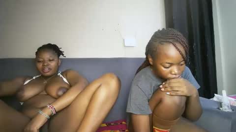 Snapshot of honey_drop1 chatting on 25, 2, 2026 honey drop online show from 25, 2, 2026