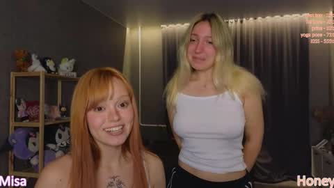 Snapshot of honey_honey_honey chatting on 13, 9, 2025 Honey and Misa online show from 13, 9, 2025