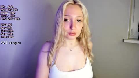 Snapshot of honey_honey_honey chatting on 26, 3, 2026 Honey and Misa online show from 26, 3, 2026