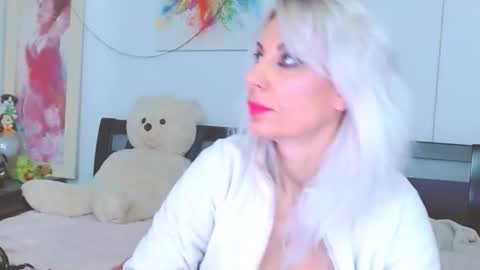 honey_lara online show from 22, 2, 2026
