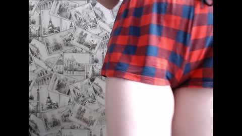 Lina online show from 28, 2, 2025