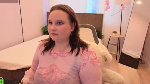 Snapshot of honey_sakura chatting on 20, 7, 2026 HoneySakura online show from 20, 7, 2026