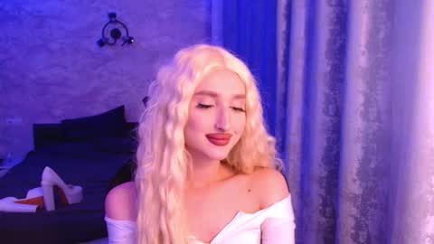 honey_sunset online show from 1, 10, 2025