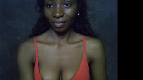 Snapshot of honeyari chatting on 14, 4, 2026 Nicki online show from 14, 4, 2026