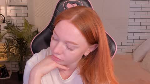 honeyautumn online show from 4, 12, 2024