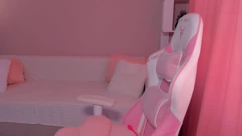 honeyautumn online show from 24, 2, 2025