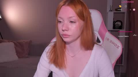 Snapshot of honeyautumn chatting on 9, 5, 2026 honeyautumn online show from 9, 5, 2026