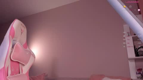 Snapshot of honeyautumn chatting on 19, 5, 2026 honeyautumn online show from 19, 5, 2026