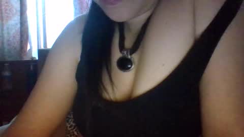 Honeybeebb online show from 5, 5, 2026