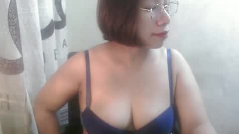Snapshot of honeyfiona chatting on 28, 10, 2025 Fiona online show from 28, 10, 2025