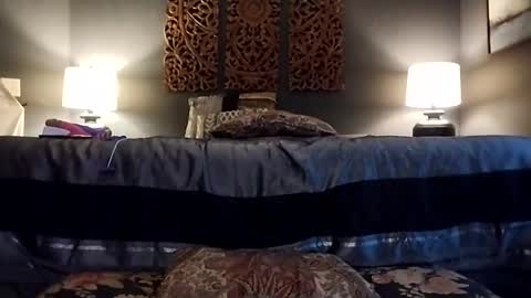 Honey online show from 29, 1, 2025