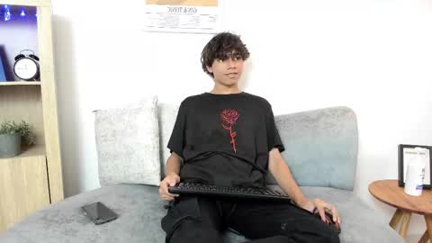 Snapshot of honeymoon_sariel chatting on 8, 9, 2025 honeymoon_sariel online show from 8, 9, 2025