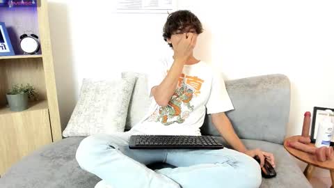 Snapshot of honeymoon_sariel chatting on 11, 9, 2025 honeymoon_sariel online show from 11, 9, 2025