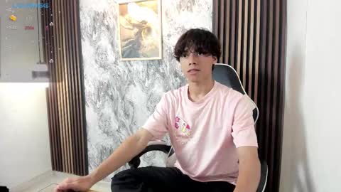 Snapshot of honeymoon_sariel chatting on 12, 9, 2025 honeymoon_sariel online show from 12, 9, 2025