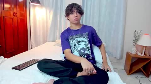 Snapshot of honeymoon_sariel chatting on 13, 10, 2025 honeymoon_sariel online show from 13, 10, 2025