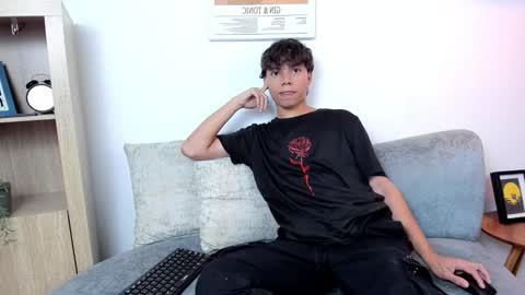 Snapshot of honeymoon_sariel chatting on 28, 11, 2025 honeymoon_sariel online show from 28, 11, 2025