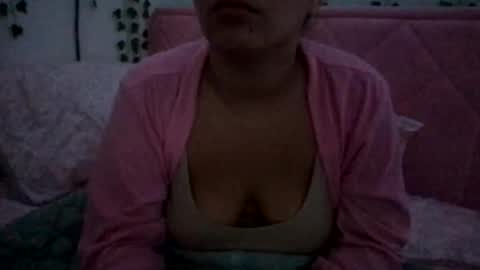 Snapshot of honeyy_89 chatting on 24, 4, 2026 honeyyy89 online show from 24, 4, 2026