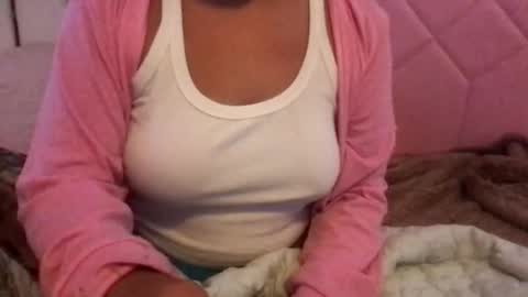 Snapshot of honeyy_89 chatting on 17, 5, 2026 honeyyy89 online show from 17, 5, 2026