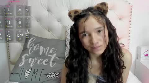 Snapshot of honney_bunny18 chatting on 19, 4, 2026 BUNNY online show from 19, 4, 2026