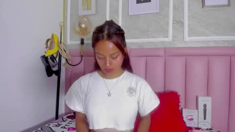 holly online show from 19, 2, 2026