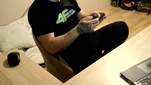 Snapshot of hoops891 chatting on 1, 11, 2025 Hoops891 online show from 1, 11, 2025