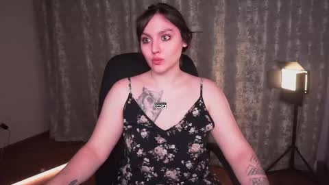 Snapshot of hoot_owl_cb chatting on 15, 3, 2026 Karina online show from 15, 3, 2026