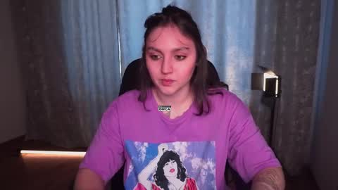 Snapshot of hoot_owl_cb chatting on 22, 3, 2026 Karina online show from 22, 3, 2026