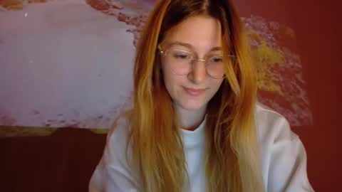 Snapshot of hoperosie chatting on 28, 4, 2026 Bellatrix Ira online show from 28, 4, 2026