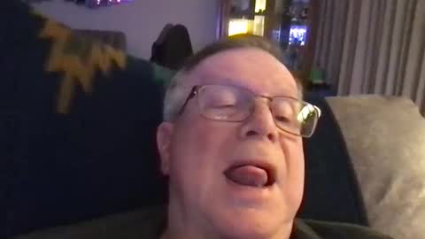 Snapshot of horndog69b chatting on 8, 3, 2026 horndog online show from 8, 3, 2026