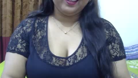 Snapshot of horneydesibabe chatting on 15, 1, 2025 horneydesibabe online show from 15, 1, 2025