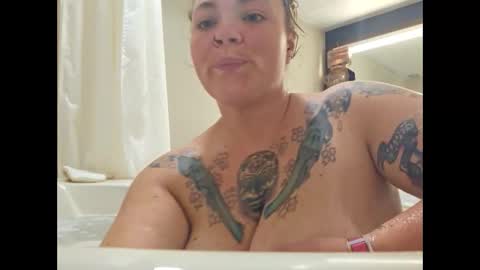 Snapshot of horneygirl88ddd chatting on 28, 9, 2025 horneygirl88ddd online show from 28, 9, 2025