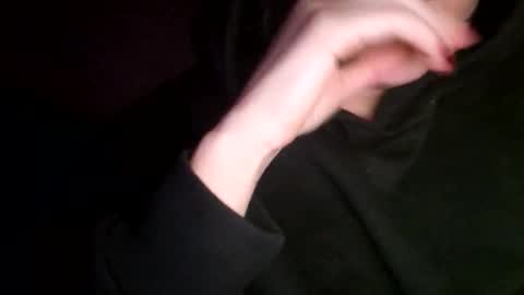 Snapshot of horneymomnextdoor chatting on 12, 11, 2025 horneymomnextdoor online show from 12, 11, 2025